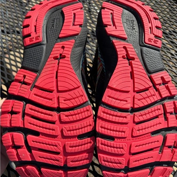 Brooks Adrenaline GTS 22 Running Shoes Black Multi Women’s size 10 - Picture 9 of 11